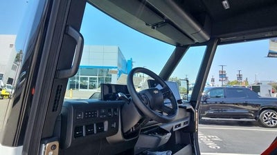 2025 Chevrolet BrightDrop 400 eAWD 400