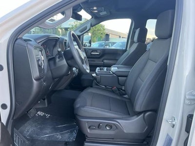 2026 Chevrolet Silverado 2500 HD Crew Cab Standard Box 2-Wheel Drive Custom