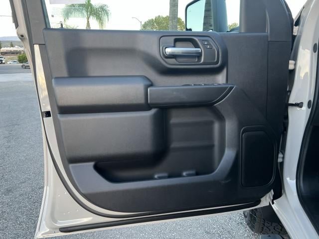 2026 Chevrolet Silverado 2500 HD Crew Cab Standard Box 2-Wheel Drive Custom