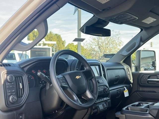 2026 Chevrolet Silverado 2500 HD Crew Cab Standard Box 4-Wheel Drive Custom