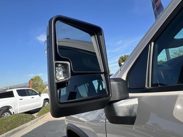 2026 Chevrolet Silverado 2500 HD Crew Cab Standard Box 4-Wheel Drive Custom