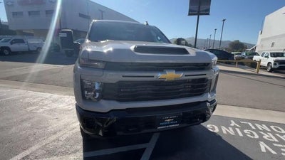 2026 Chevrolet Silverado 2500 HD Crew Cab Standard Box 4-Wheel Drive Custom