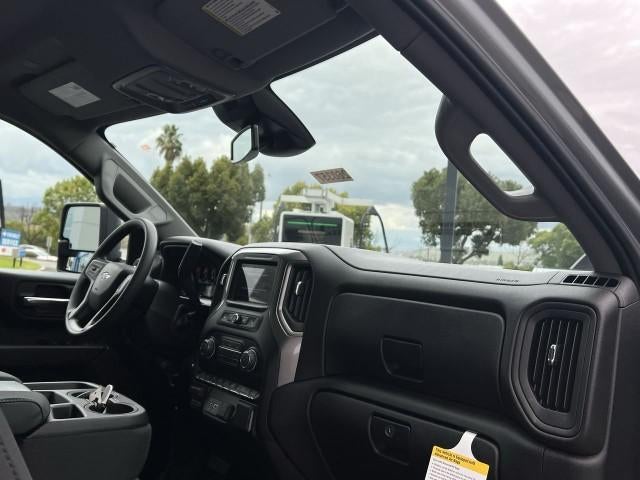 2026 Chevrolet Silverado 2500 HD Crew Cab Standard Box 4-Wheel Drive Custom