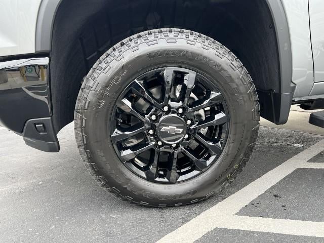 2026 Chevrolet Silverado 2500 HD Crew Cab Standard Box 4-Wheel Drive Custom