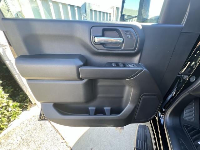 2026 Chevrolet Silverado 2500 HD Crew Cab Standard Box 4-Wheel Drive Custom