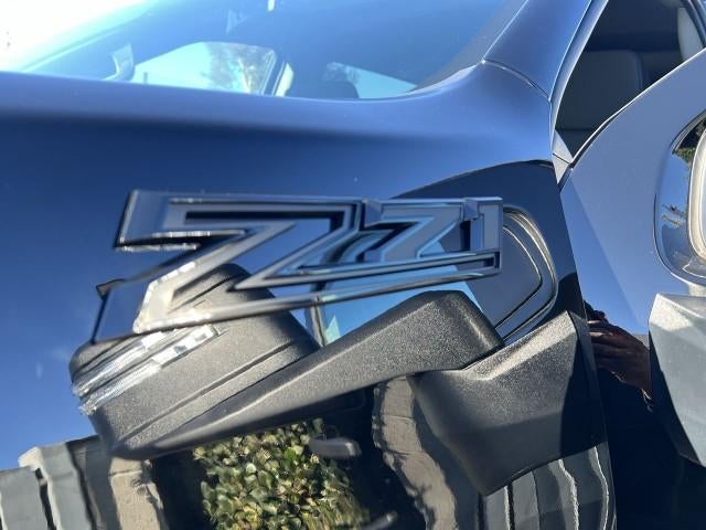 2026 Chevrolet Silverado 2500 HD Crew Cab Standard Box 4-Wheel Drive Custom