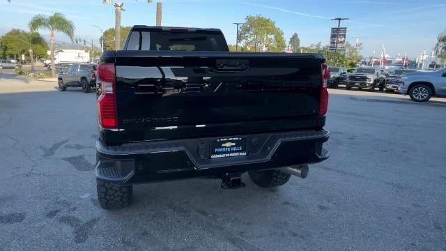 2026 Chevrolet Silverado 2500 HD Crew Cab Standard Box 4-Wheel Drive Custom