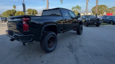 2026 Chevrolet Silverado 2500 HD Crew Cab Standard Box 4-Wheel Drive Custom