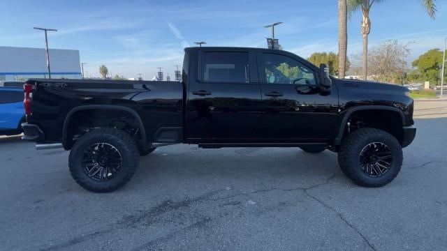 2026 Chevrolet Silverado 2500 HD Crew Cab Standard Box 4-Wheel Drive Custom