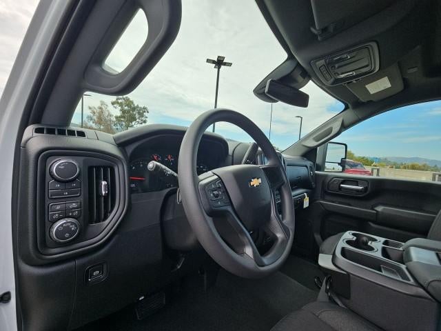 2026 Chevrolet Silverado 2500 HD Crew Cab Standard Box 4-Wheel Drive Custom