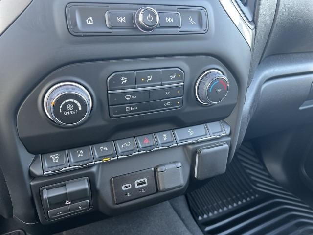 2026 Chevrolet Silverado 2500 HD Crew Cab Standard Box 4-Wheel Drive Custom