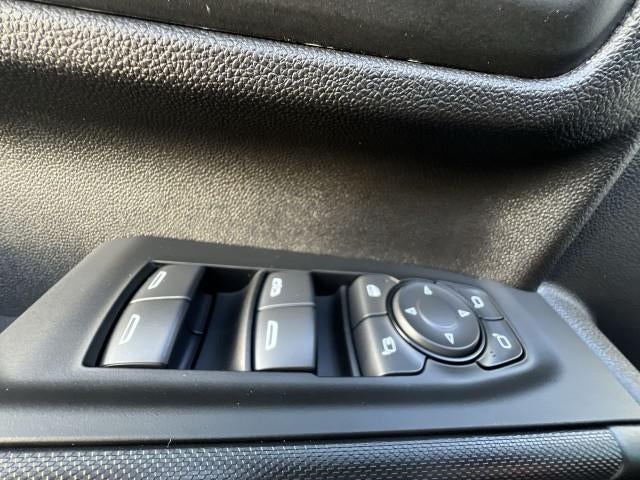 2026 Chevrolet Silverado 2500 HD Crew Cab Standard Box 4-Wheel Drive Custom