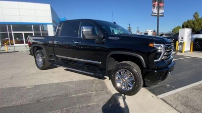 2026 Chevrolet Silverado 2500 HD Crew Cab Standard Box 4-Wheel Drive High Country