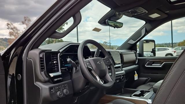 2026 Chevrolet Silverado 2500 HD Crew Cab Standard Box 4-Wheel Drive High Country