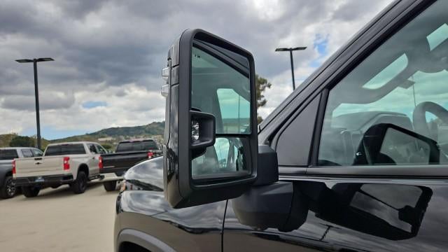2026 Chevrolet Silverado 2500 HD Crew Cab Standard Box 4-Wheel Drive High Country