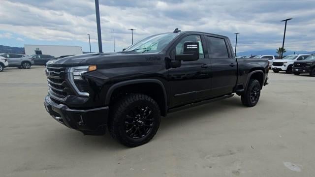 2026 Chevrolet Silverado 2500 HD Crew Cab Standard Box 4-Wheel Drive High Country