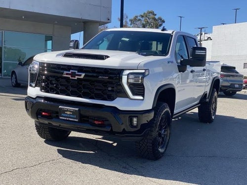 2026 Chevrolet Silverado 2500 HD Crew Cab Standard Box 4-Wheel Drive ZR2