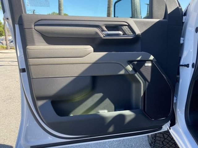 2026 Chevrolet Silverado 2500 HD Crew Cab Standard Box 4-Wheel Drive ZR2