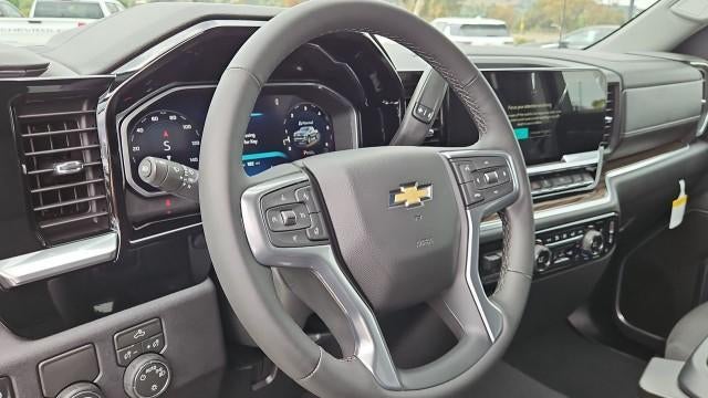 2026 Chevrolet Silverado 1500 Crew Cab Short Box 2-Wheel Drive LT