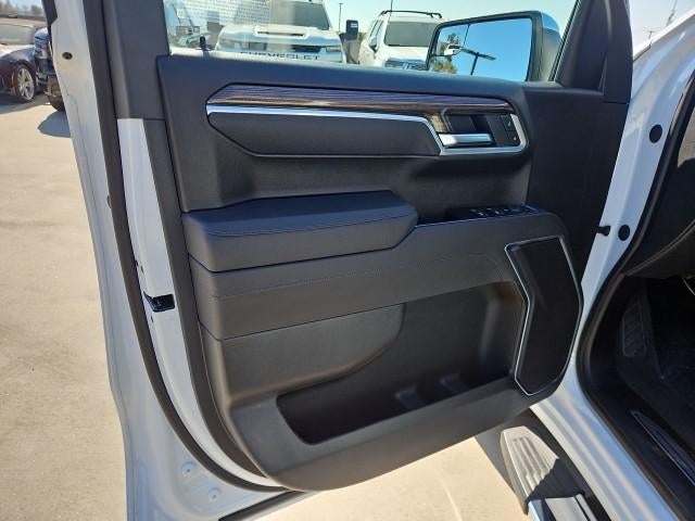 2026 Chevrolet Silverado 1500 Crew Cab Short Box 2-Wheel Drive LT