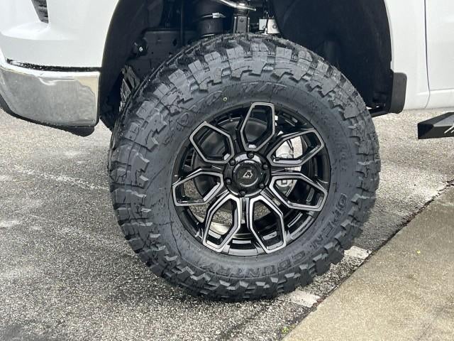 2026 Chevrolet Silverado 1500 Crew Cab Short Box 2-Wheel Drive LT