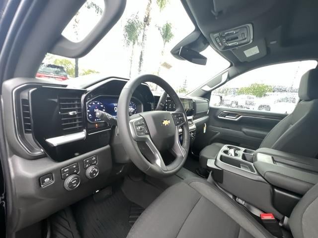 2026 Chevrolet Silverado 1500 Crew Cab Short Box 4-Wheel Drive LT 1LT