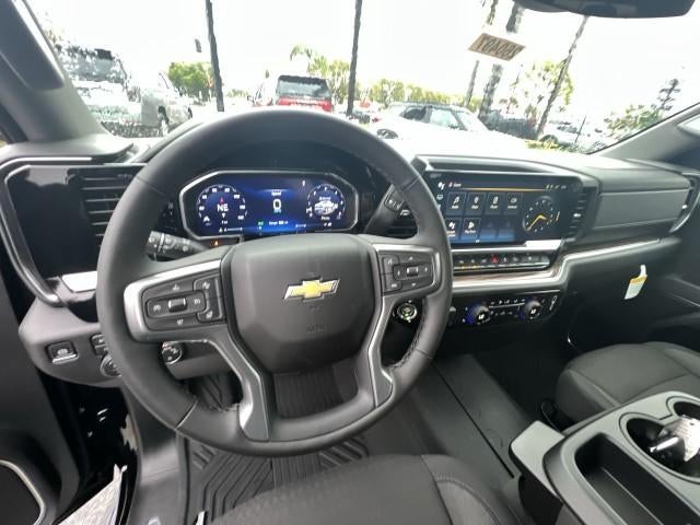 2026 Chevrolet Silverado 1500 Crew Cab Short Box 4-Wheel Drive LT 1LT