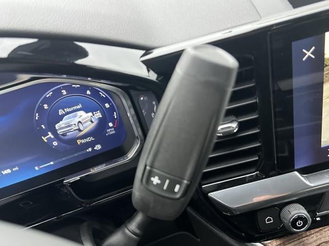 2026 Chevrolet Silverado 1500 Crew Cab Short Box 4-Wheel Drive LT 1LT