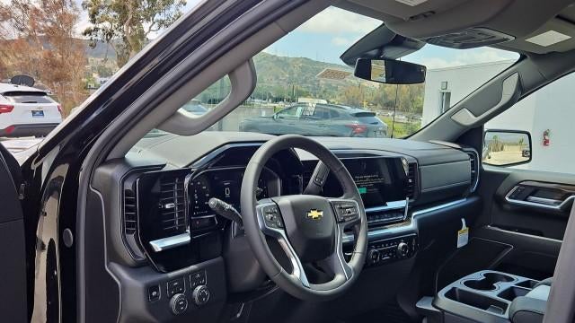 2026 Chevrolet Silverado 1500 Crew Cab Short Box 4-Wheel Drive LT 1LT