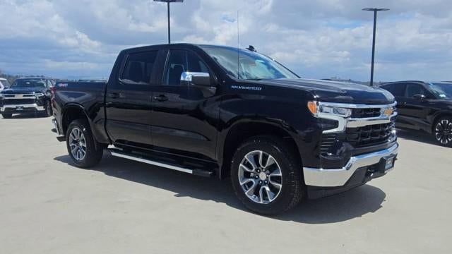 2026 Chevrolet Silverado 1500 Crew Cab Short Box 4-Wheel Drive LT 1LT