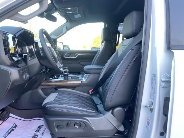 2025 Chevrolet Silverado 1500 Crew Cab Short Box 4-Wheel Drive RST