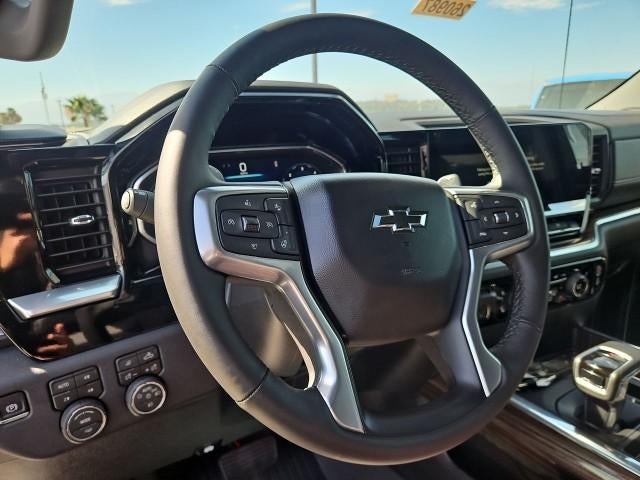 2026 Chevrolet Silverado 1500 Crew Cab Short Box 4-Wheel Drive RST