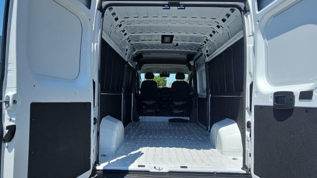 2026 RAM ProMaster Cargo Van Tradesman
