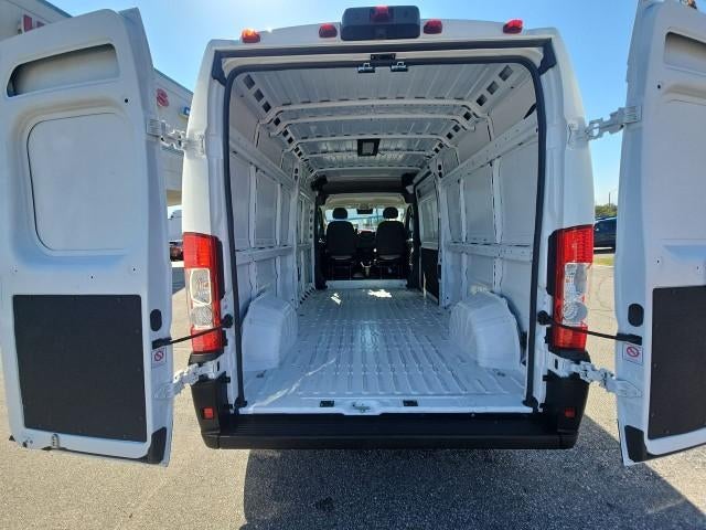 2026 RAM ProMaster Cargo Van Tradesman