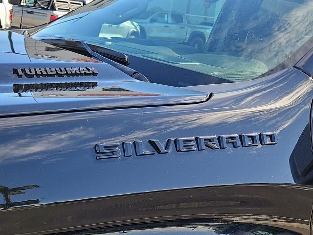 2026 Chevrolet Silverado 1500 Crew Cab Short Box 2-Wheel Drive Custom