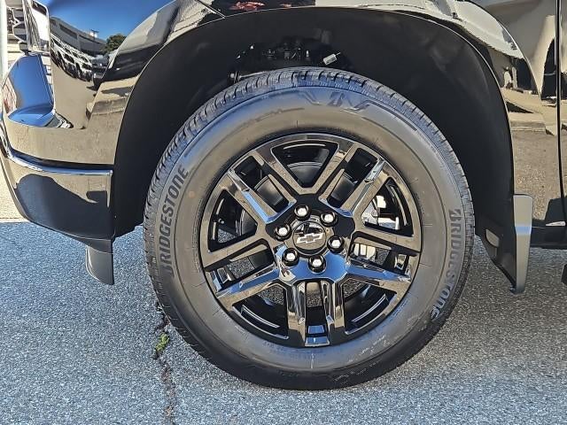2026 Chevrolet Silverado 1500 Crew Cab Short Box 2-Wheel Drive Custom