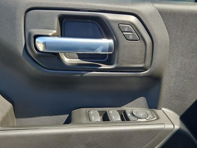 2026 Chevrolet Silverado 1500 Crew Cab Short Box 2-Wheel Drive Custom