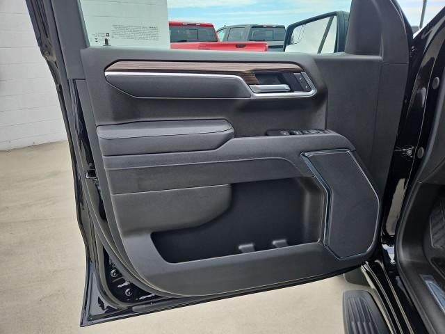 2026 Chevrolet Silverado 1500 Crew Cab Short Box 2-Wheel Drive RST