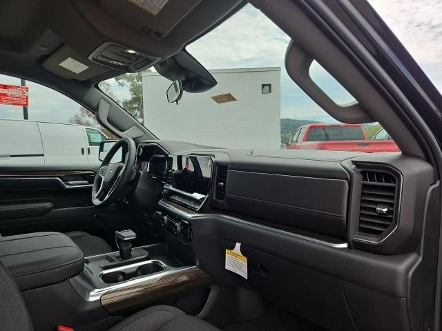 2026 Chevrolet Silverado 1500 Crew Cab Short Box 2-Wheel Drive RST