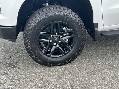 2026 Chevrolet Silverado 1500 Crew Cab Short Box 4-Wheel Drive Custom Trail Boss