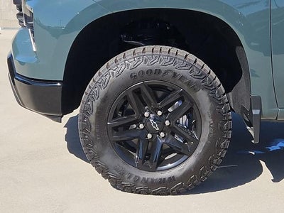 2026 Chevrolet Silverado 1500 Crew Cab Short Box 4-Wheel Drive Custom Trail Boss