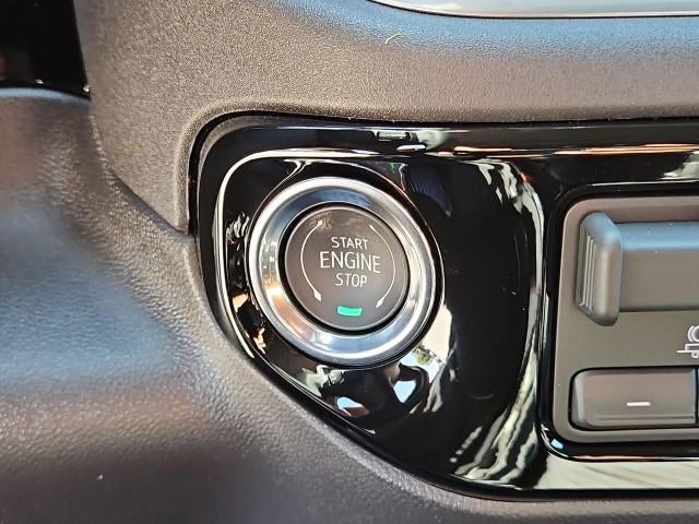 2026 Chevrolet Silverado 1500 Crew Cab Short Box 4-Wheel Drive LT 1LT