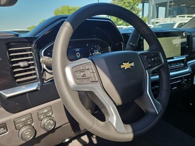 2026 Chevrolet Silverado 1500 Crew Cab Short Box 4-Wheel Drive LT 2FL