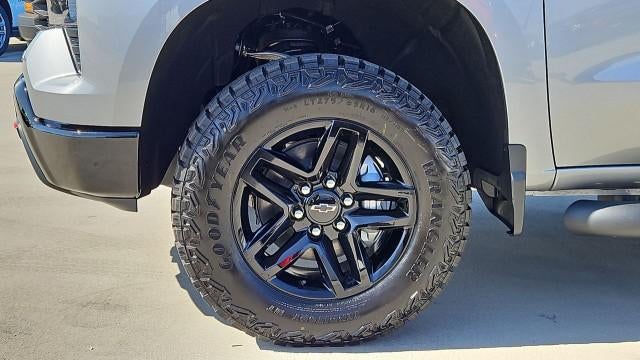 2026 Chevrolet Silverado 1500 Crew Cab Short Box 4-Wheel Drive Custom Trail Boss