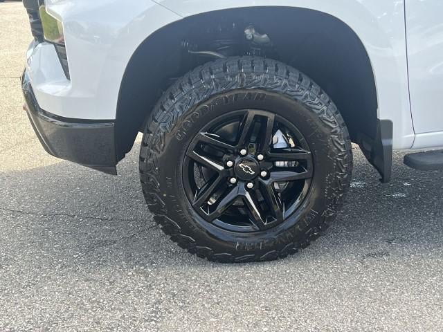 2026 Chevrolet Silverado 1500 Crew Cab Short Box 4-Wheel Drive Custom Trail Boss