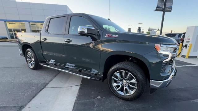 2026 Chevrolet Silverado 1500 Crew Cab Short Box 4-Wheel Drive LT 1LT