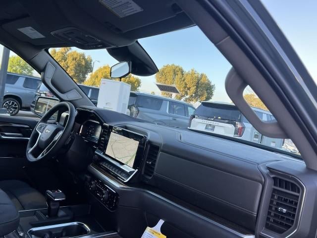 2026 Chevrolet Silverado 1500 Crew Cab Short Box 4-Wheel Drive LT 1LT