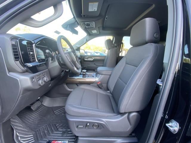 2026 Chevrolet Silverado 1500 Crew Cab Short Box 4-Wheel Drive RST