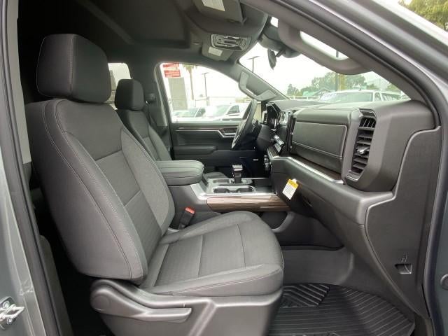 2026 Chevrolet Silverado 1500 Crew Cab Short Box 4-Wheel Drive RST