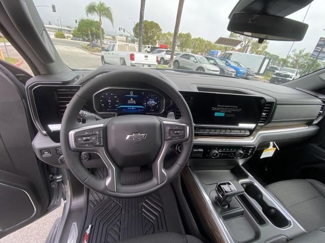 2026 Chevrolet Silverado 1500 Crew Cab Short Box 4-Wheel Drive RST